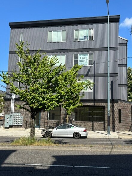 6640 NE Martin Luther King Jr Blvd, Portland, OR à louer - Photo de l’immeuble – Image 2 sur 9