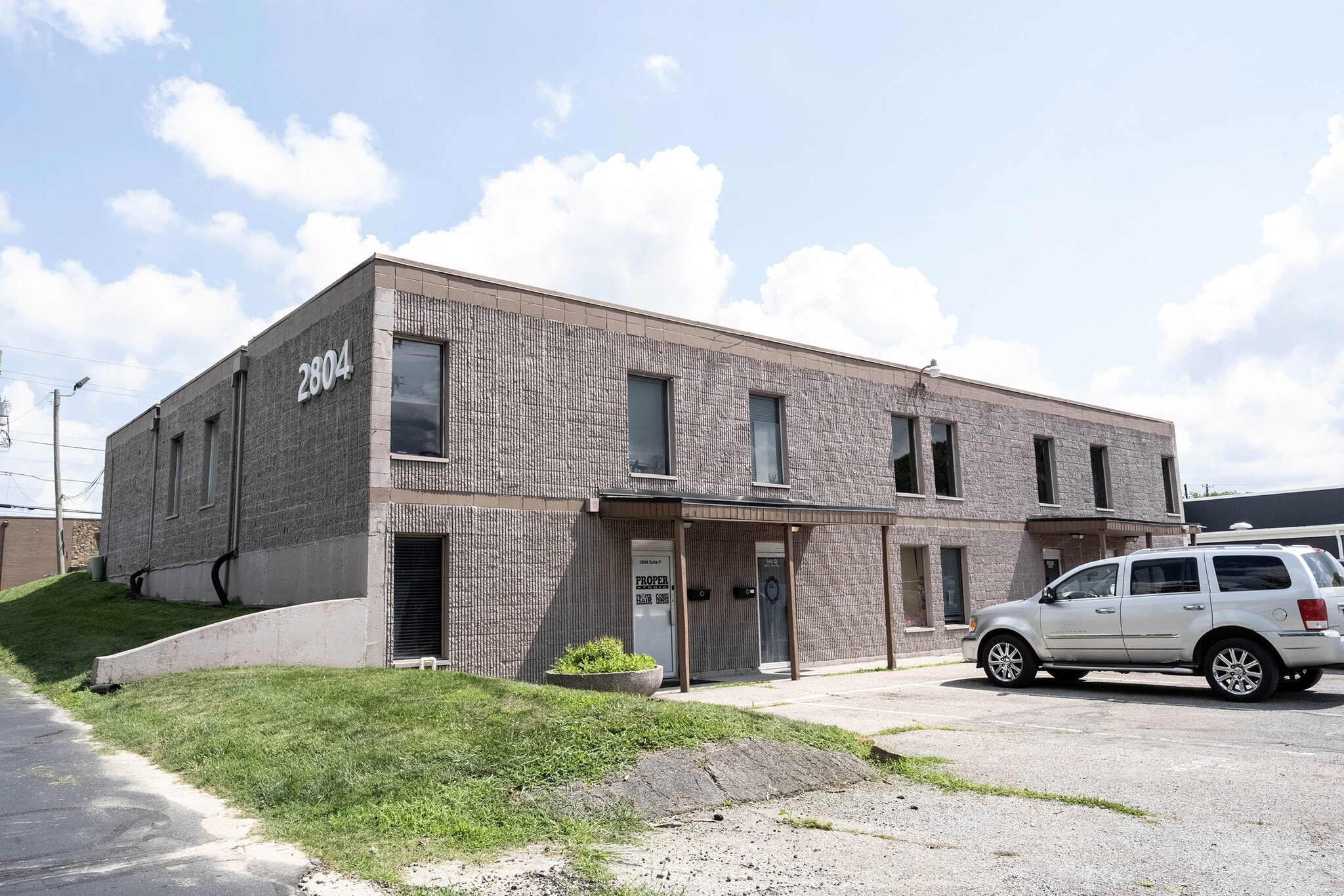 5555 N Tacoma Ave, Indianapolis, IN à louer Photo de l’immeuble– Image 1 sur 7