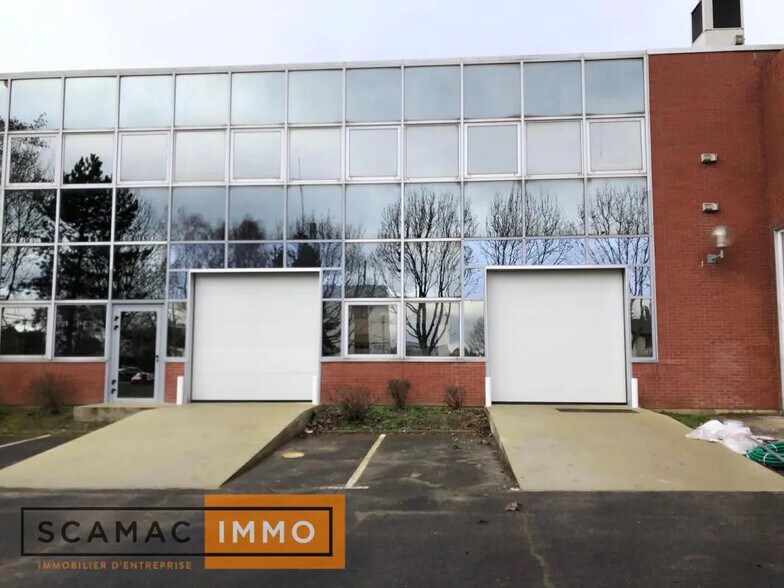 Industriel/Logistique dans Les Ulis à louer - Photo de l’immeuble – Image 3 sur 5