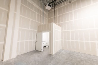 5718 W 3500 South, West Valley, UT à louer Photo intérieure– Image 2 sur 3