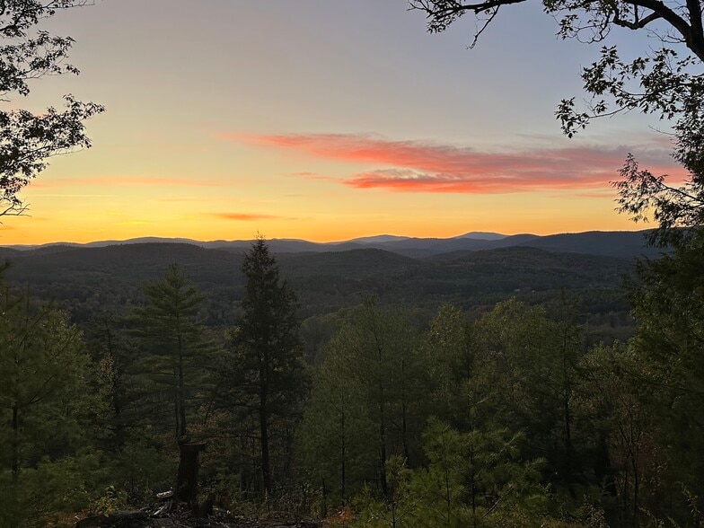 French Meadow Rd, Springfield, VT à vendre - Photo principale – Image 1 sur 1