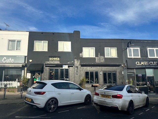 79 Queens Rd, Buckhurst Hill à vendre Photo de l’immeuble– Image 1 sur 1