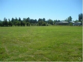2722 112th St E, Tacoma, WA à vendre - Photo de l’immeuble – Image 2 sur 7