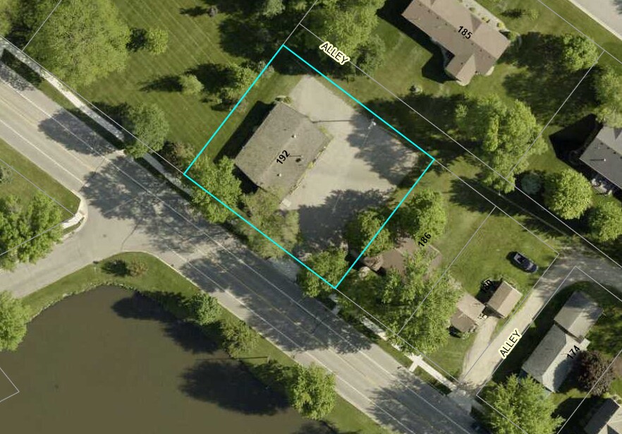 192 Washington Ave, Alden, MN à vendre Photo principale– Image 1 sur 11