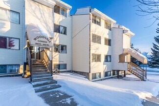 Plus de détails pour 3507 60 St NW, Edmonton, AB - Logement à vendre