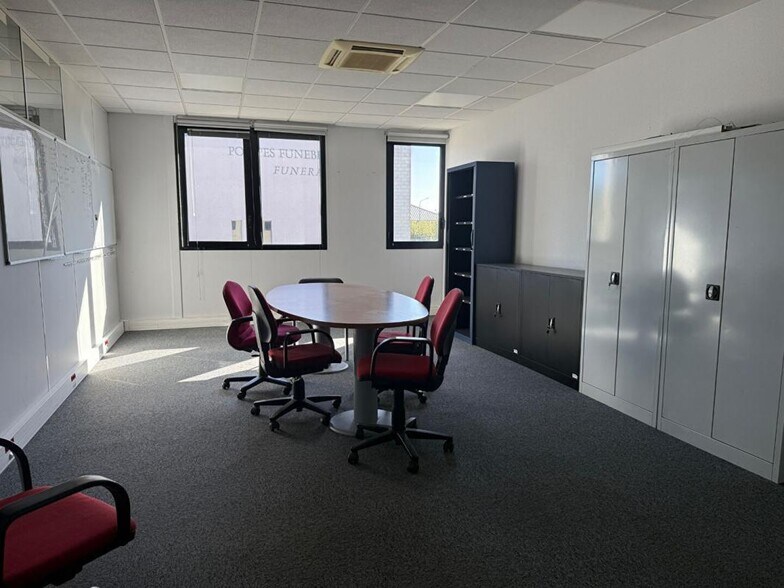 Bureau dans Besançon à louer - Photo intérieure – Image 1 sur 4