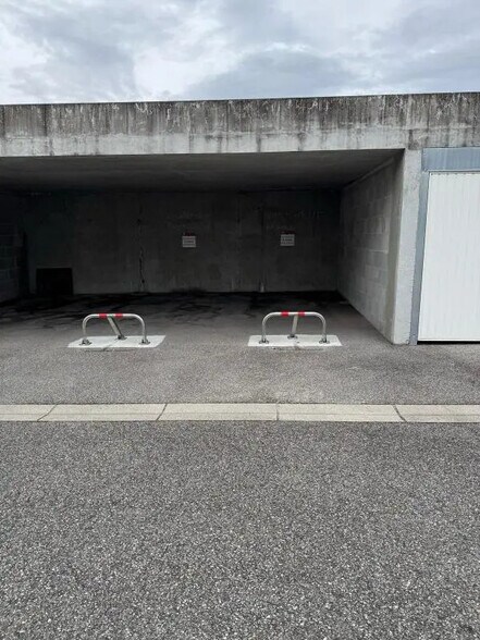 885 Route D'aix Les Bains, Chindrieux à louer - Photo de l’immeuble – Image 1 sur 1