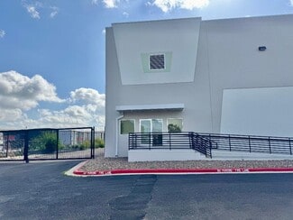 Plus de détails pour 13101 Spivey Dr, Laredo, TX - Industriel/Logistique à louer