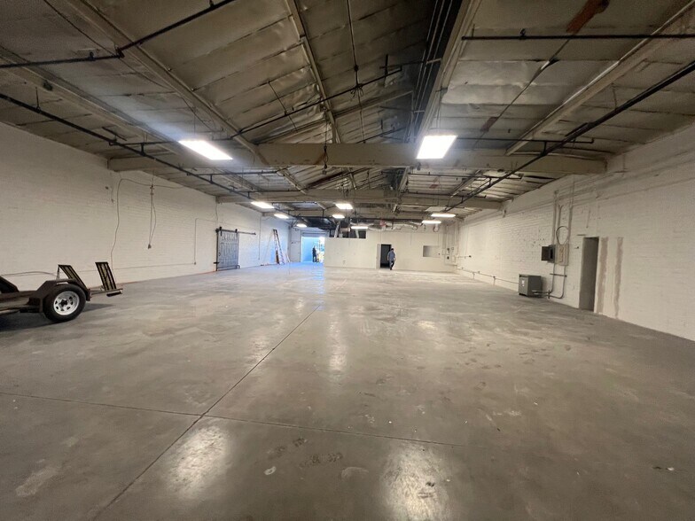 3850 Broadway Pl, Los Angeles, CA à vendre - Photo de l’immeuble – Image 3 sur 12