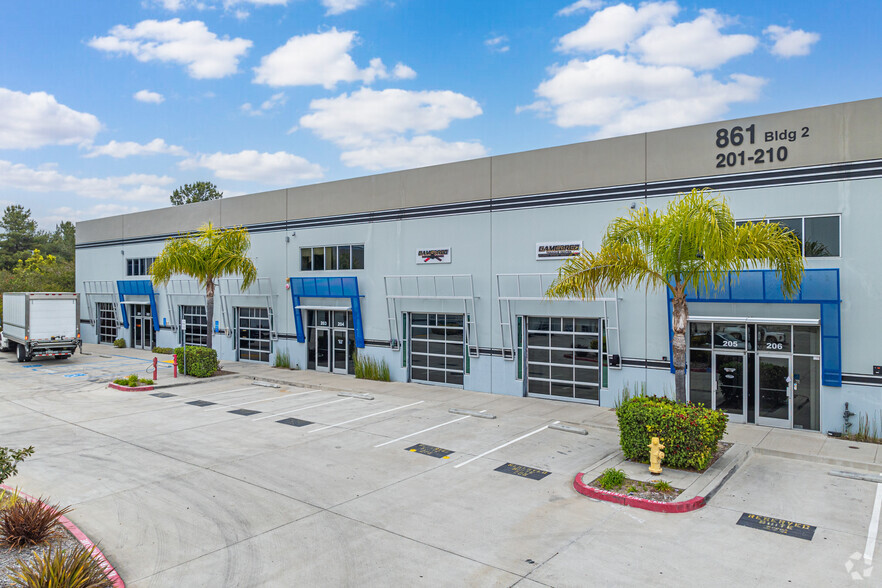 861 Harold Pl, Chula Vista, CA à vendre - Photo de l’immeuble – Image 2 sur 5