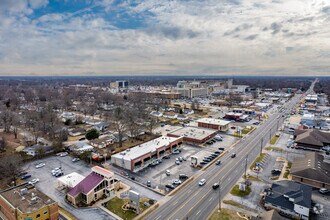 1500 E Sunshine St, Springfield, MO - VUE AÉRIENNE  vue de carte