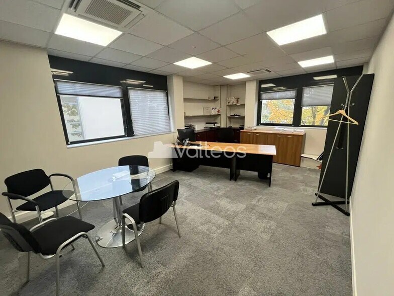 12 Rue Michel Labrousse, Toulouse à louer - Photo de l’immeuble – Image 3 sur 9