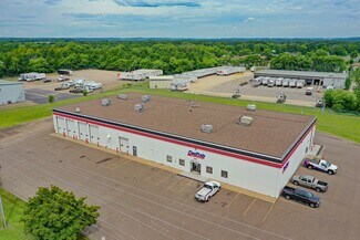 Plus de détails pour 3340 Hogarth St, Eau Claire, WI - Local d’activités à vendre