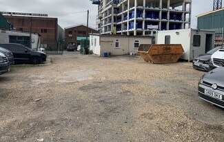 Plus de détails pour Vantage Motors Site – à vendre, Harrow