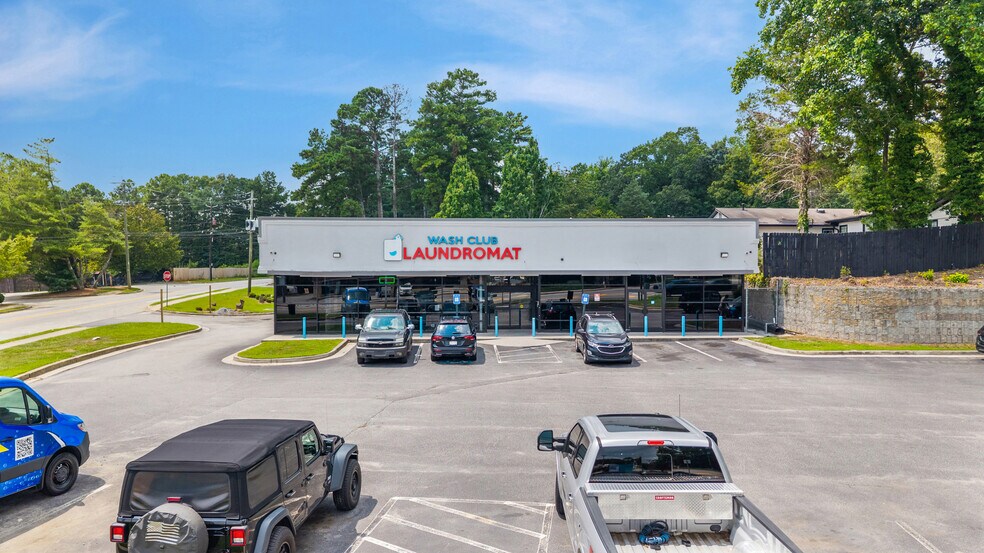 5539 Old National Hwy, College Park, GA à louer - Photo de l’immeuble – Image 3 sur 15