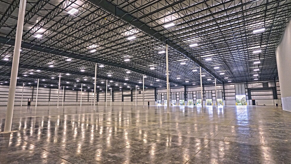 3100 Venture Dr, Cookeville, TN à louer - Photo intérieure – Image 1 sur 4