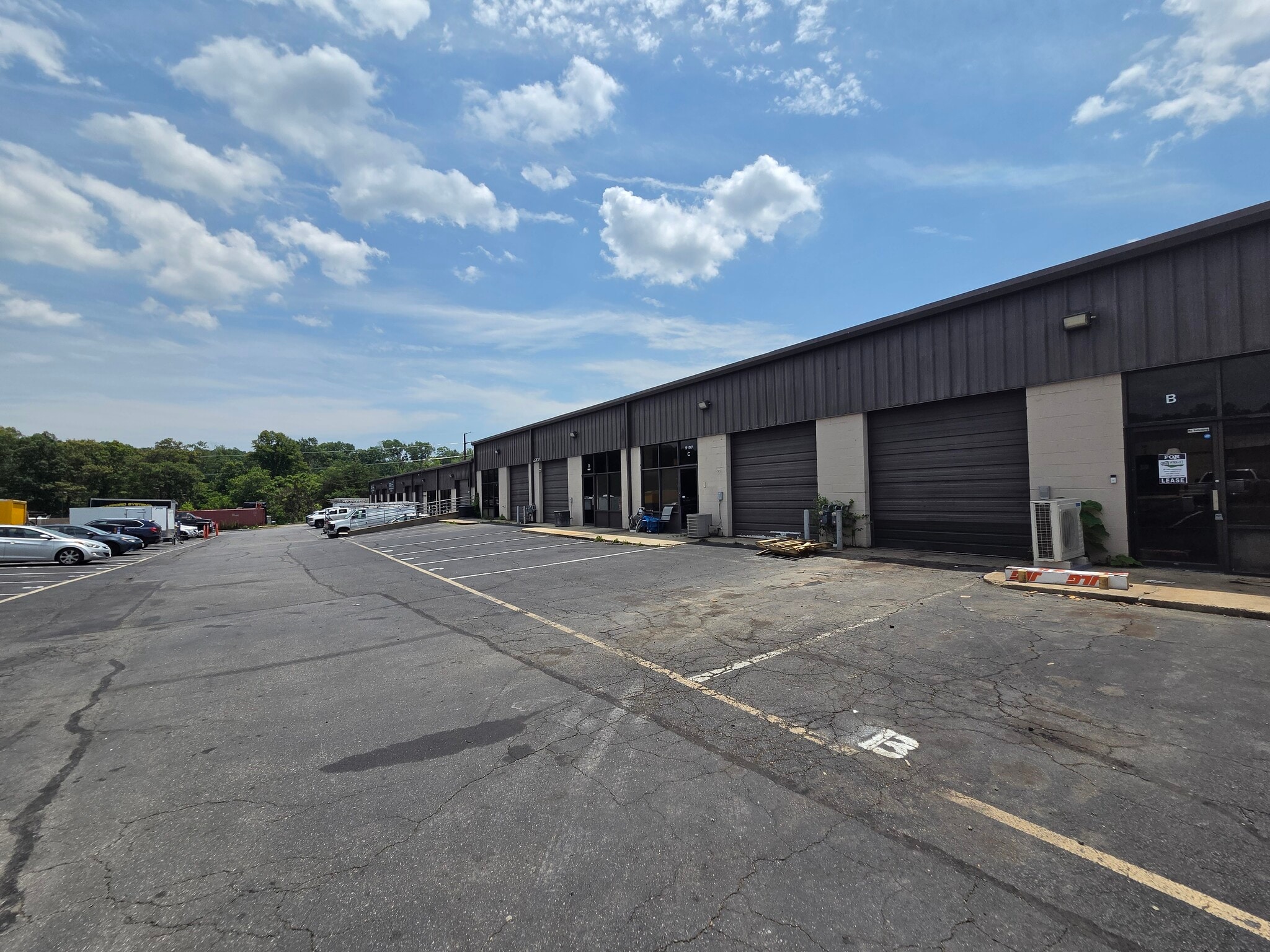 9107 Industry Dr, Manassas Park, VA à louer Photo intérieure– Image 1 sur 5
