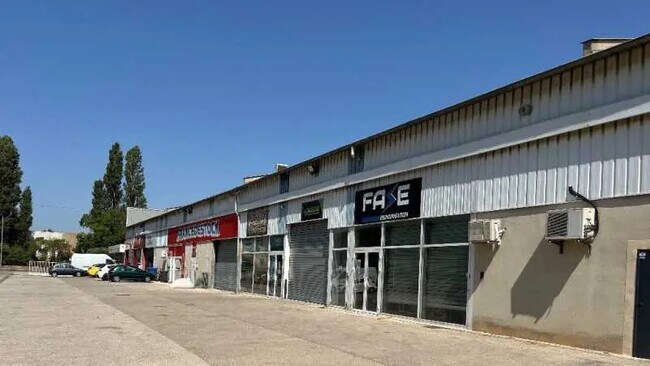 Plus de détails pour 1161 Route De La Sainte Baume, Gémenos - Local d'activités à louer