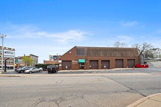 Plus de détails pour 18 Blackstone St, Woonsocket, RI - Local commercial à vendre