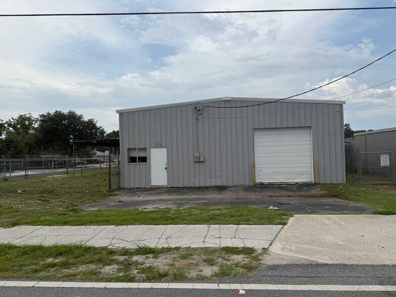 1728 Olive St, Lakeland, FL à louer - Photo de l’immeuble – Image 2 sur 26