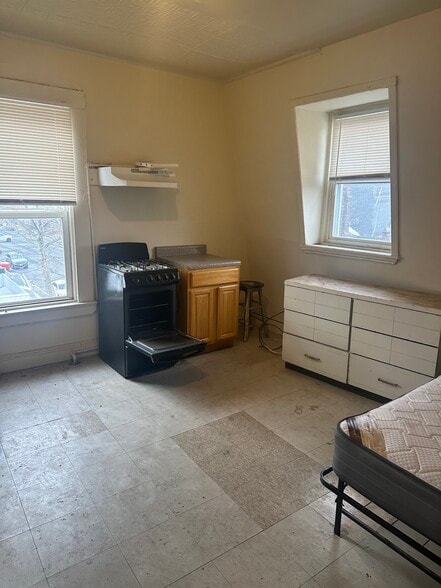 69 Pennsylvania Ave, Newark, NJ à vendre - Photo de l’immeuble – Image 2 sur 3