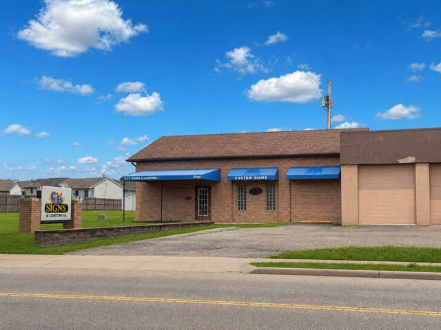 818 S Arch Ave, Alliance, OH à vendre - Photo principale – Image 1 sur 5