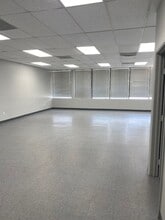5602-5608 Pinemont Dr, Houston, TX à louer Photo intérieure– Image 2 sur 11