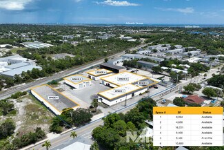 Plus de détails pour 657 NE Dixie Hwy, Jensen Beach, FL - Bureau, Industriel/Logistique à louer