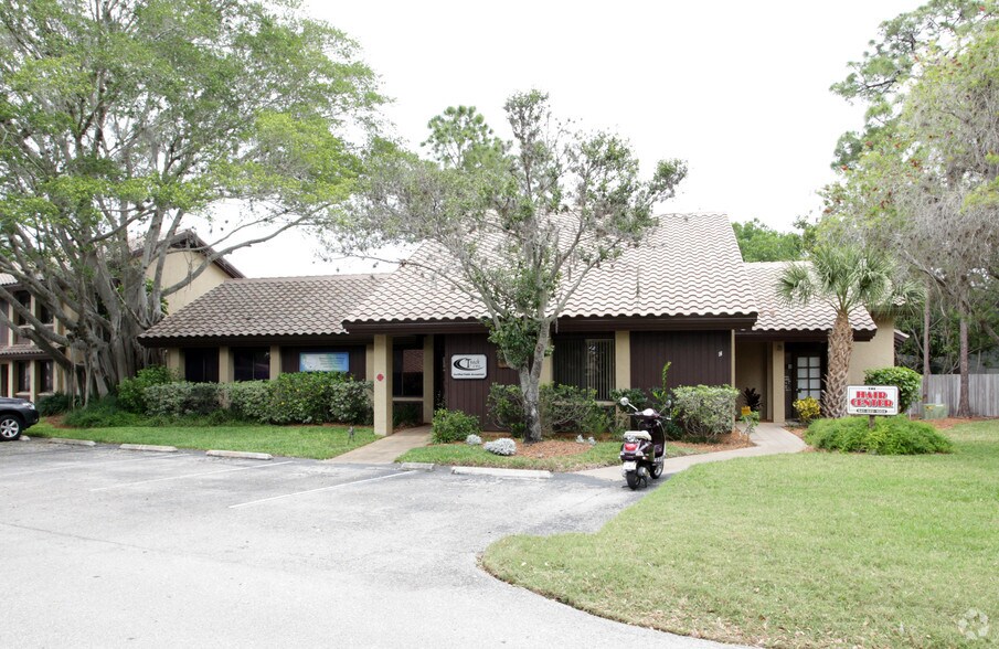 7029 S Tamiami Trl, Sarasota, FL à louer - Photo de l’immeuble – Image 2 sur 2