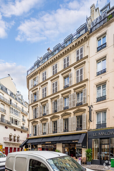 Espace de coworking dans Paris à louer - Photo de l’immeuble – Image 2 sur 2