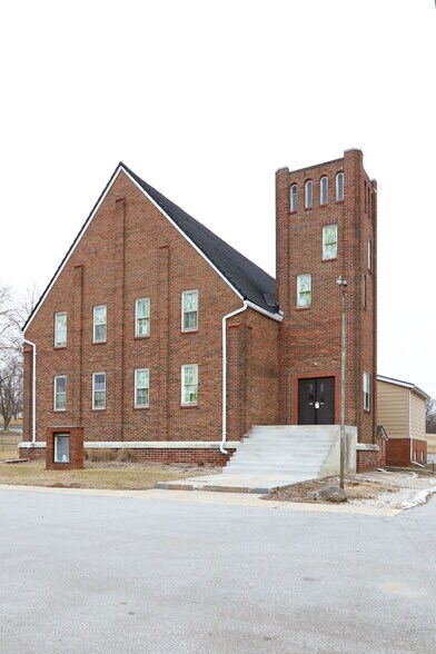 302 S 2nd St, Polk City, IA à vendre - Photo de l’immeuble – Image 2 sur 4