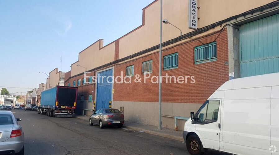 Industriel/Logistique dans Fuenlabrada, Madrid à vendre Photo principale– Image 1 sur 3