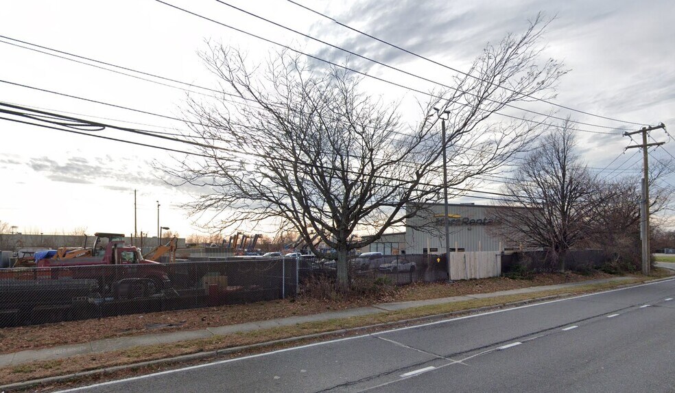 206 Route 109, Farmingdale, NY à louer - Photo de l’immeuble – Image 3 sur 3