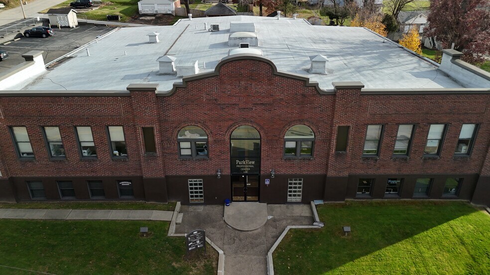 111 Park View Ln, Wheeling, WV à louer - Photo principale – Image 1 sur 10