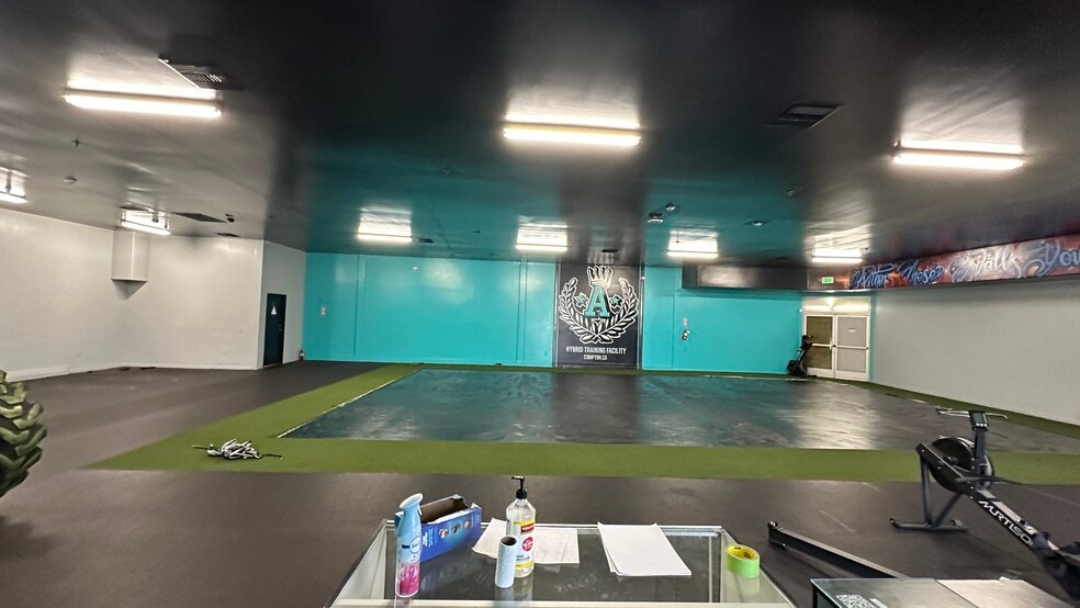 509-523 E Rosecrans Ave, Compton, CA à louer - Photo intérieure – Image 3 sur 22