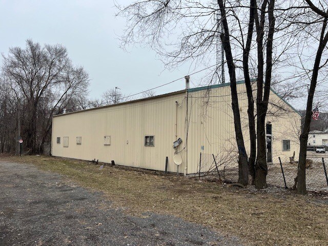 207 Nickle Plate Ave, Valparaiso, IN à vendre Photo principale– Image 1 sur 3