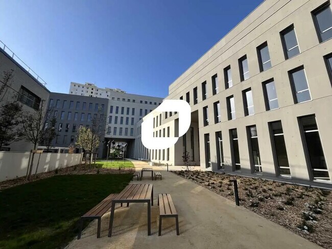 Plus de détails pour Bureau à vendre