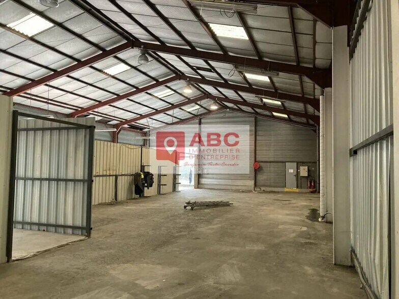 Industriel/Logistique dans Le Soler à louer - Photo intérieure – Image 3 sur 5