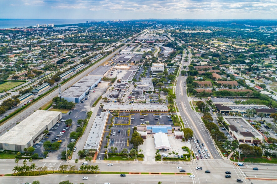 Teeca Plaza - Local commercial