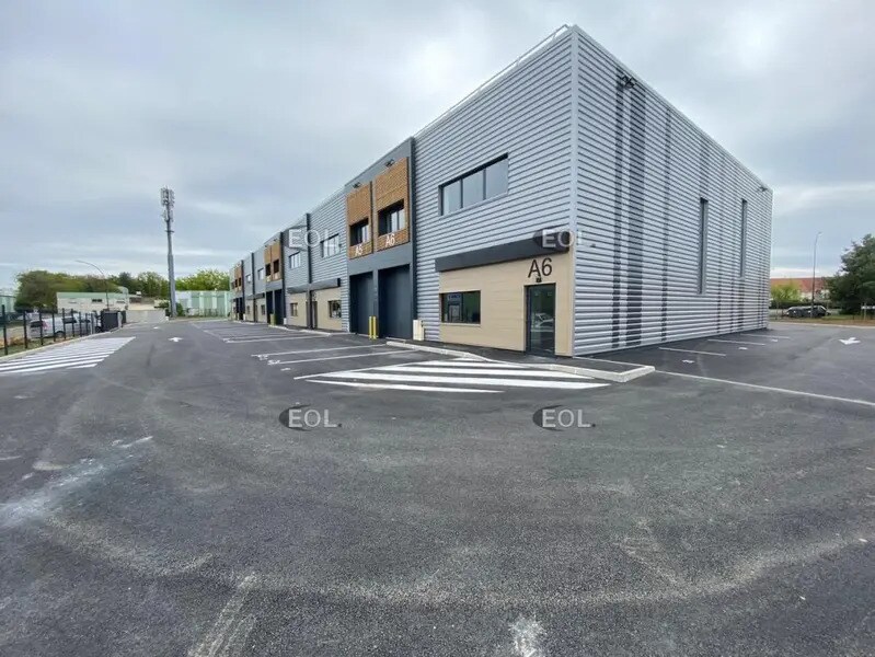 Local d’activités dans Villemoisson-sur-Orge à louer Photo de l’immeuble– Image 1 sur 6