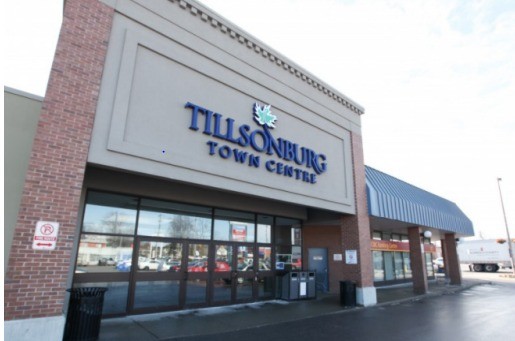 200 Broadway St, Tillsonburg, ON à louer - Photo de l’immeuble – Image 2 sur 17