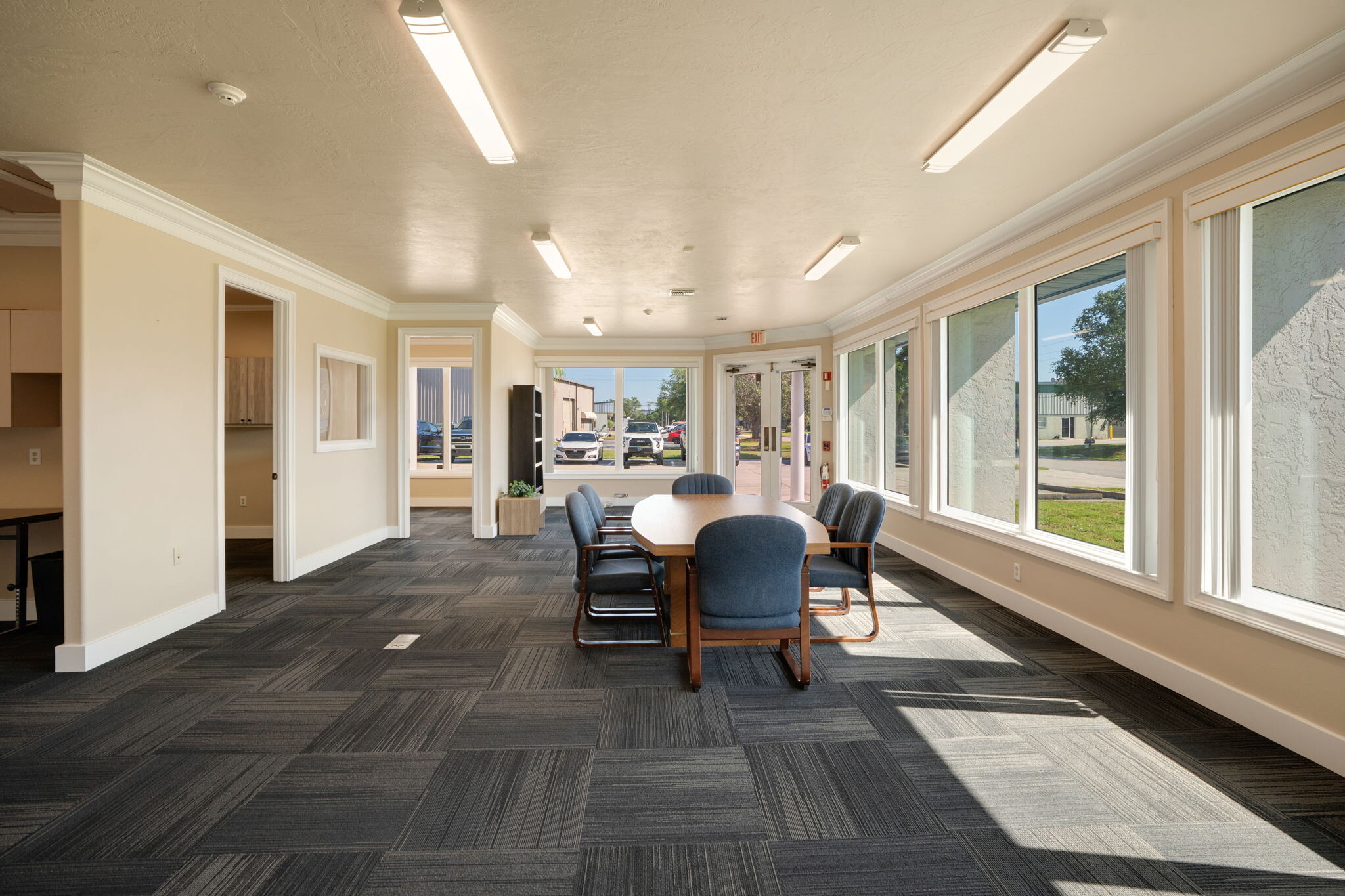 1734 Apex Rd, Sarasota, FL à louer Photo de l’immeuble– Image 1 sur 14