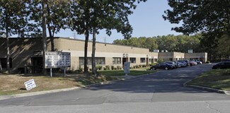 Plus de détails pour 12 Technology Dr, East Setauket, NY - Industriel/Logistique à louer