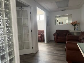 600 NW 35th Ave, Miami, FL à louer Photo intérieure– Image 1 sur 13