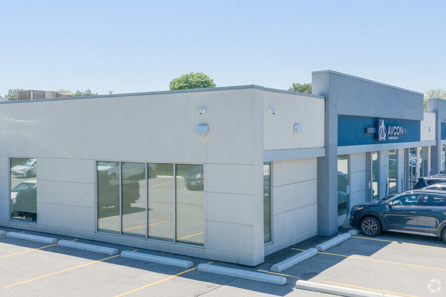 25 Scarsdale Rd, Toronto, ON à louer - Photo de l’immeuble – Image 2 sur 3