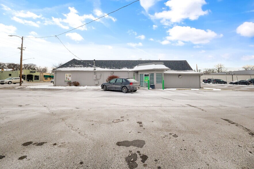 2645-2655 W Central Ave, Toledo, OH à vendre - Photo de l’immeuble – Image 2 sur 12