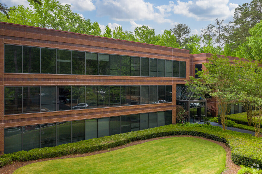 200 Westpark Dr, Peachtree City, GA à louer - Photo de l’immeuble – Image 1 sur 12