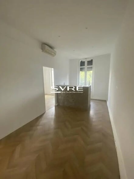 Bureau dans Marseille à louer - Photo intérieure – Image 2 sur 9