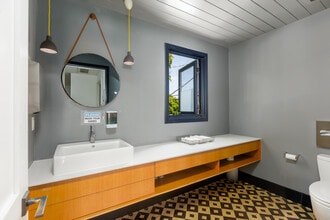 1746 Abbot Kinney Blvd, Venice, CA à louer Photo intérieure– Image 2 sur 8