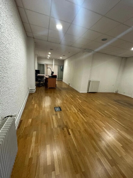 Bureau dans Paris à louer - Photo de l’immeuble – Image 3 sur 6